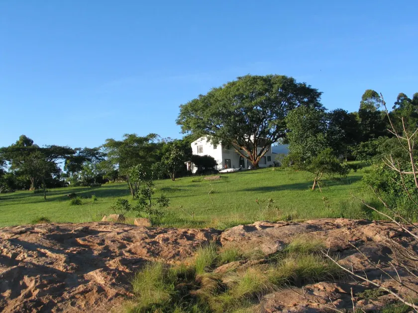 White House Lodge - Image 1