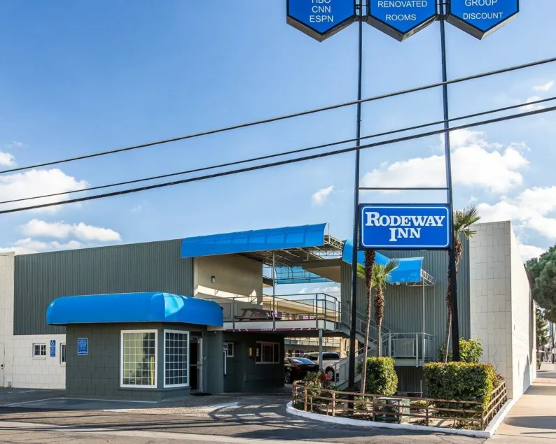 Rodeway Inn Downtown Hanford - Image 1