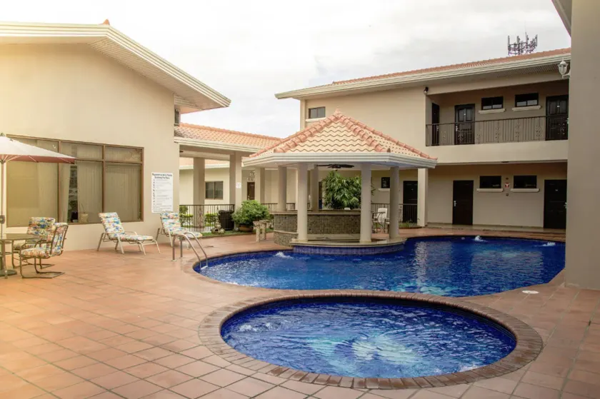 Hotel Galeria - Image 1