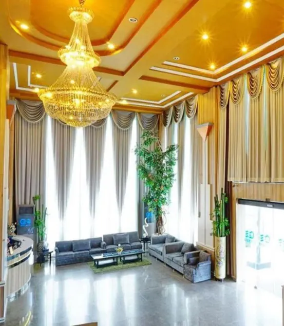 Bay Hotel Srinakarin - Image 1