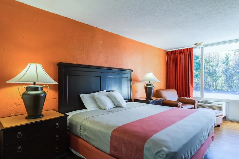 Motel 6-Townsend, GA - Image 1