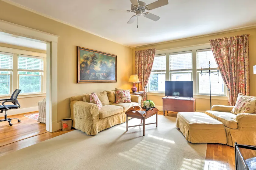 Lovely Apt, 1 Block to Downtown Danville - Interiör