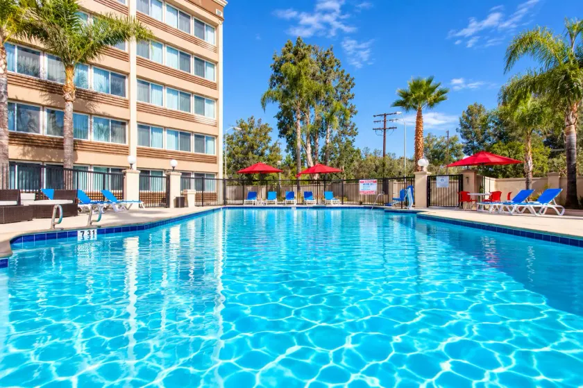 Pacific Stay Hotel - Image 1
