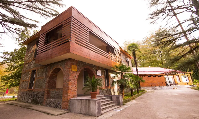 Wald Hotel Lagodekhi - Image 1
