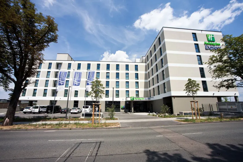 Holiday Inn Express - Darmstadt by IHG - Image 1
