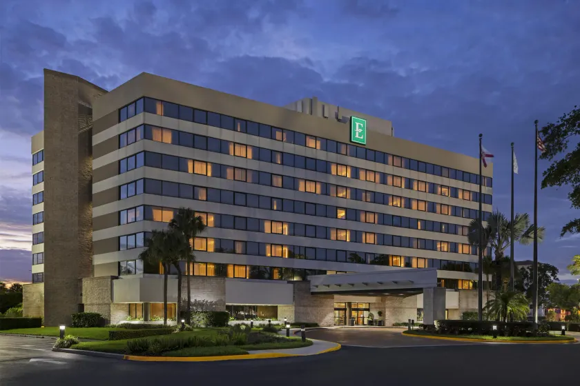 Embassy Suites by Hilton Orlando International Drive ICON Park - Image 1