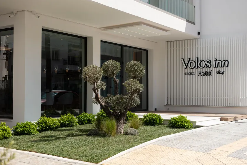 Volos Inn Hotel - Image 1