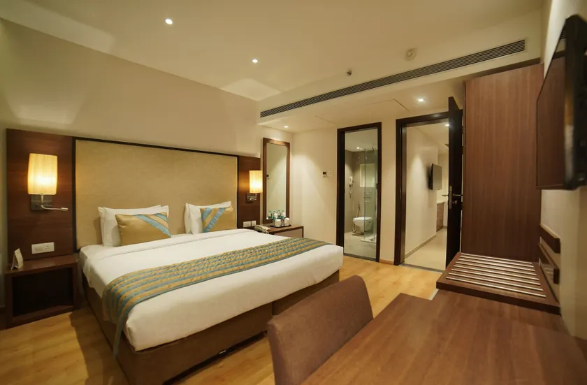 Cocoon Hotel - Image 1