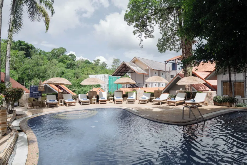 Club Bamboo Boutique Patong Beach Resort - Image 1