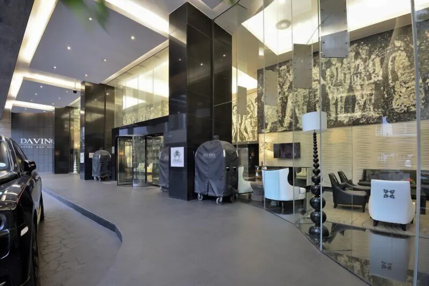 DAVINCI Hotel on Nelson Mandela Square - Lobby