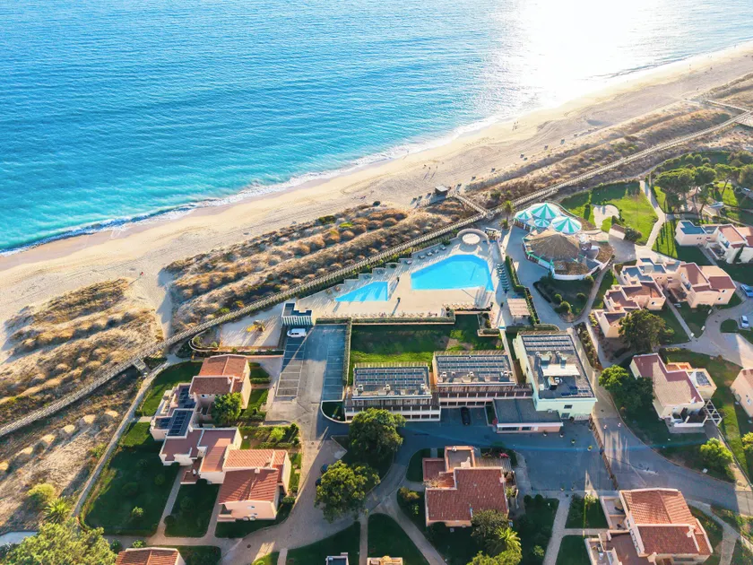 Pestana D. João II Beach & Golf Resort - Image 1