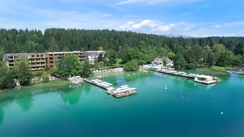 Amerika-Holzer Hotel & Resort - Image 1