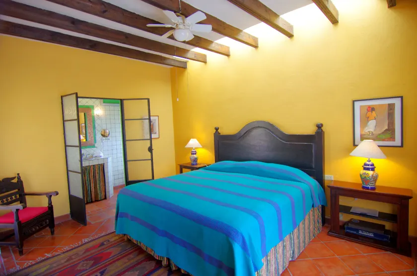Casa de la Noche - Image 1