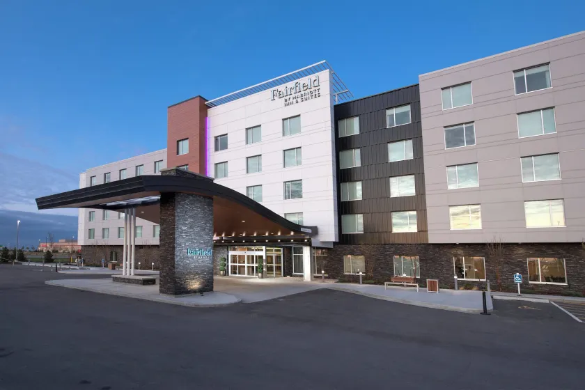 Fairfield by Marriott Edmonton International Airport - Image 1