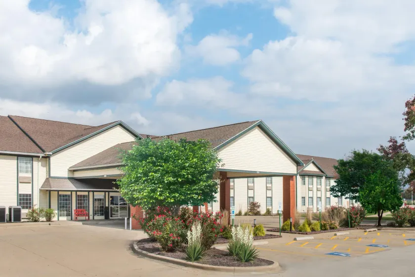Ramada by Wyndham Springfield North - Image 1