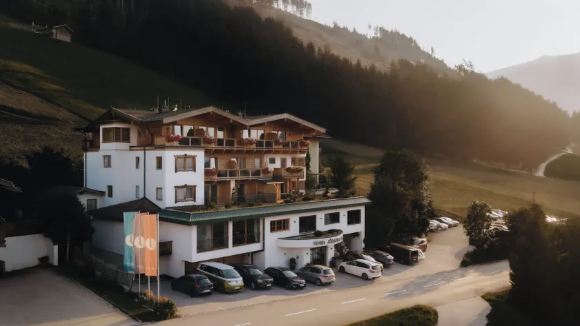 Hotel Jörglerhof - Image 1