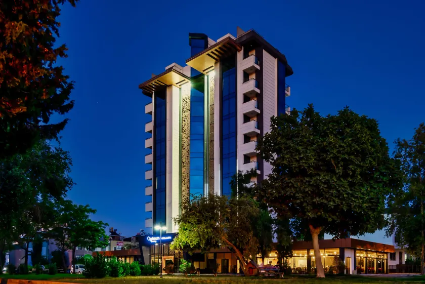 Optimum Luxury Hotel & Spa - Image 1