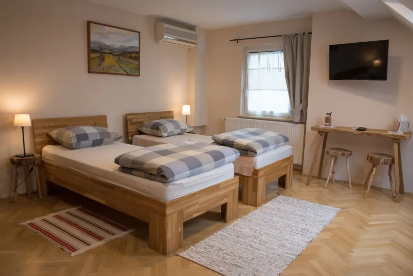 Bed & Breakfast Dvorec - Image 1