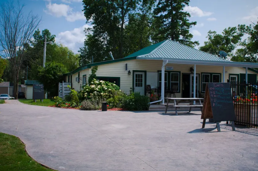 Great Blue Resorts - Woodland Estate - Image 1