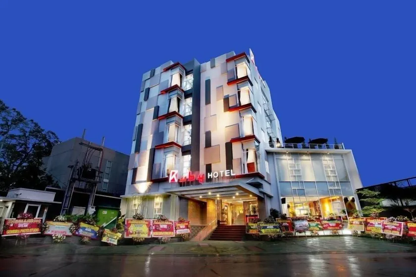 Ruby Hotel Syariah - Image 1