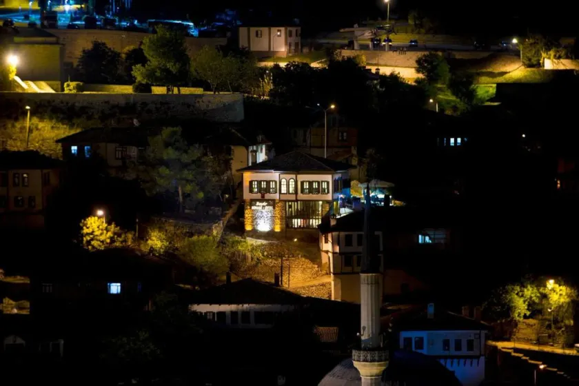 Safranbolu Seyi̇r Konak Otel - Image 1