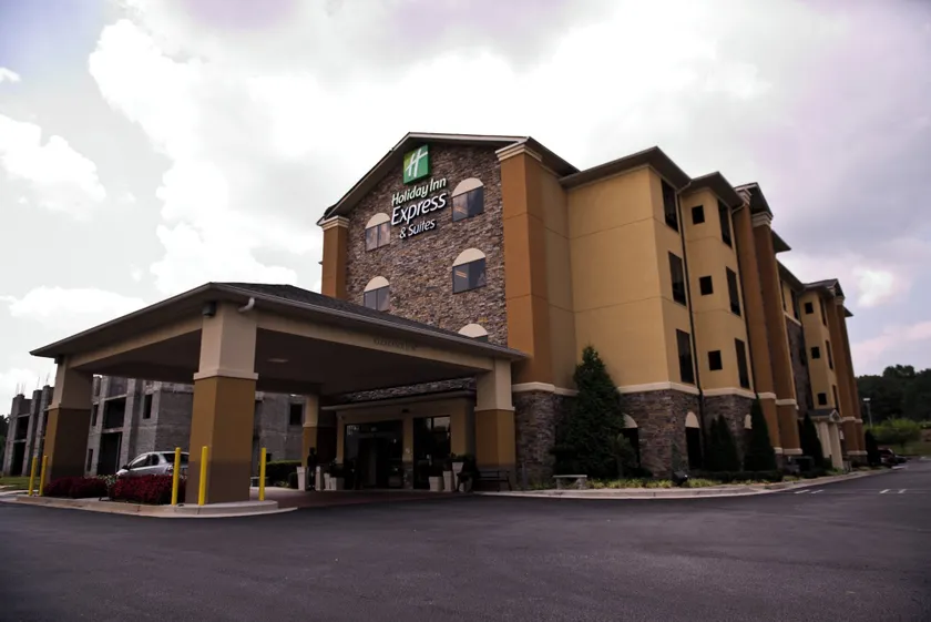 Holiday Inn Express & Suites Atlanta East – Lithonia by IHG - Image 1