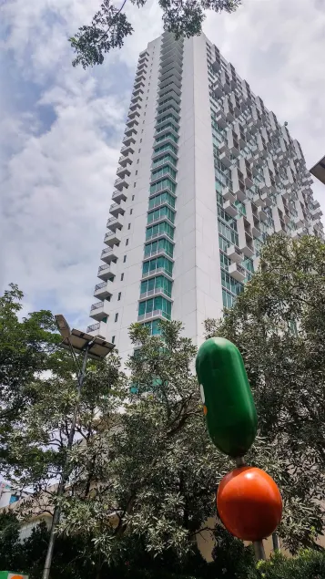 Comfortable 1BR Tree Park City BSD Apartment By Travelio - Image 1