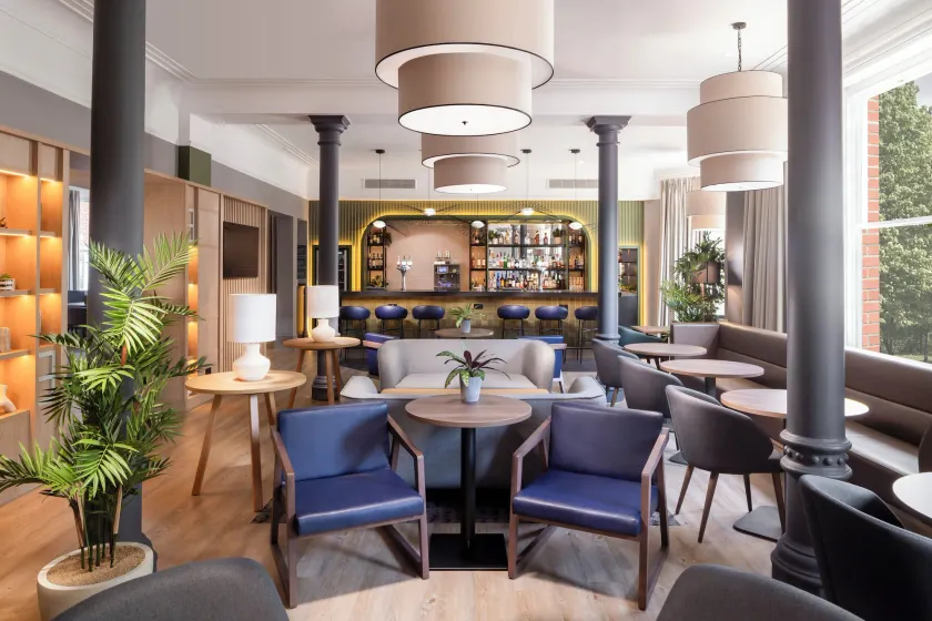 Holiday Inn Farnborough by IHG - Image 1