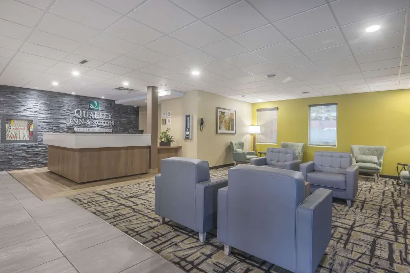 Quality Inn & Suites Windsor - Downtown - Image 1