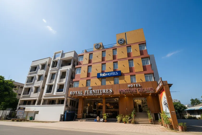 FabHotel Fortune Grand - Nr Lakdikapul Metro Station - Image 1