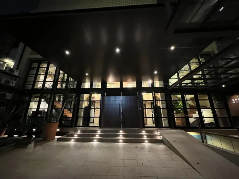 Choska Residence - Image 1