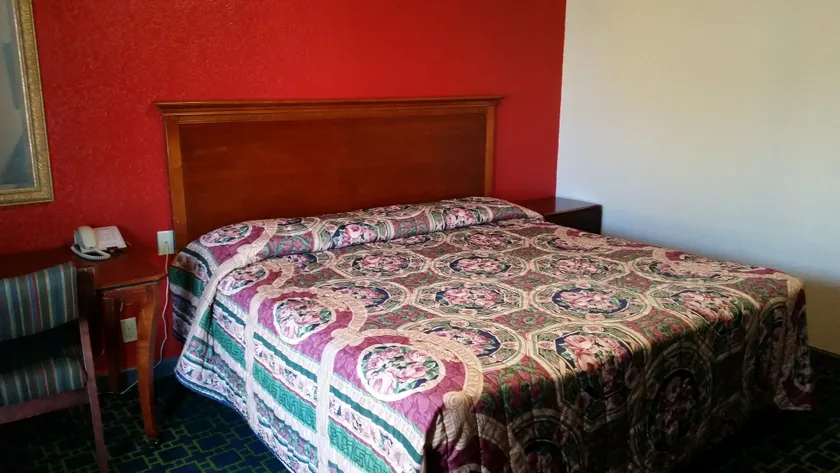 Budget Inn El Reno - Image 1
