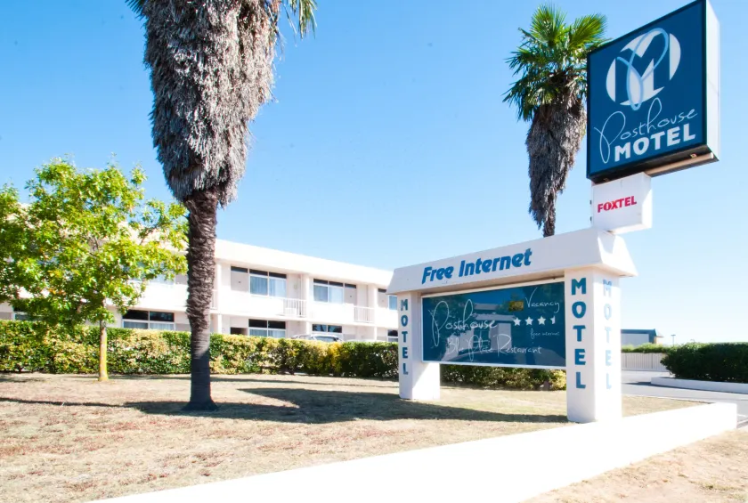Posthouse Motor Lodge - Image 1