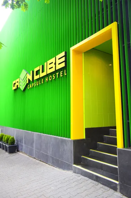 Green Cube Capsule Hostel - Image 1