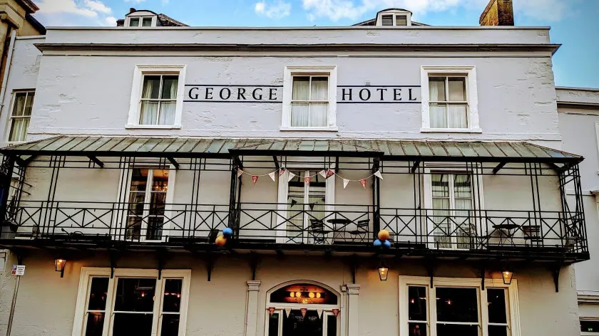 George Hotel & Granary - Image 1
