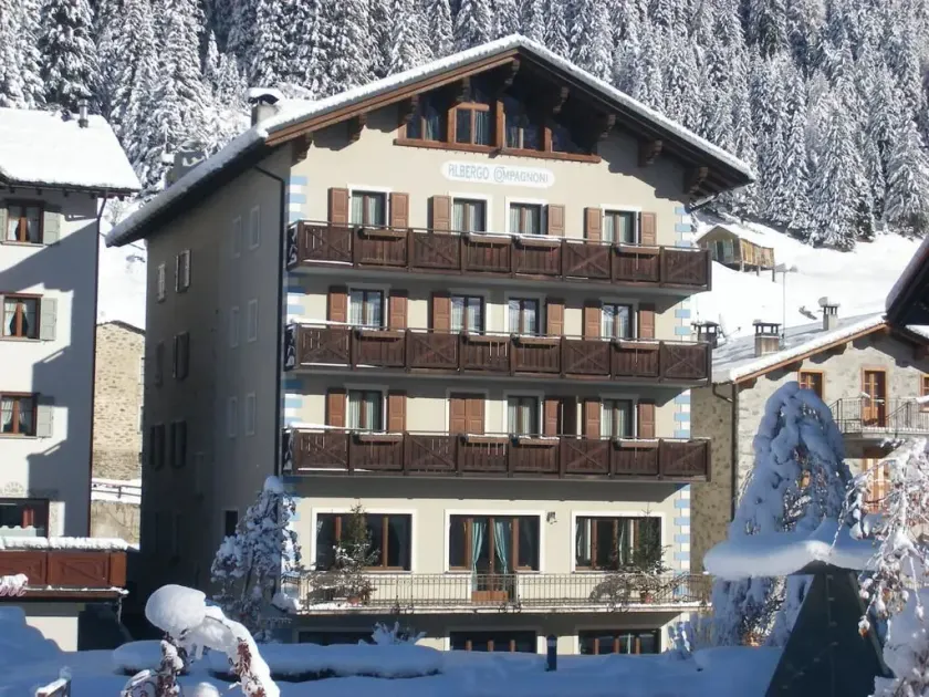 Hotel Compagnoni - Image 1