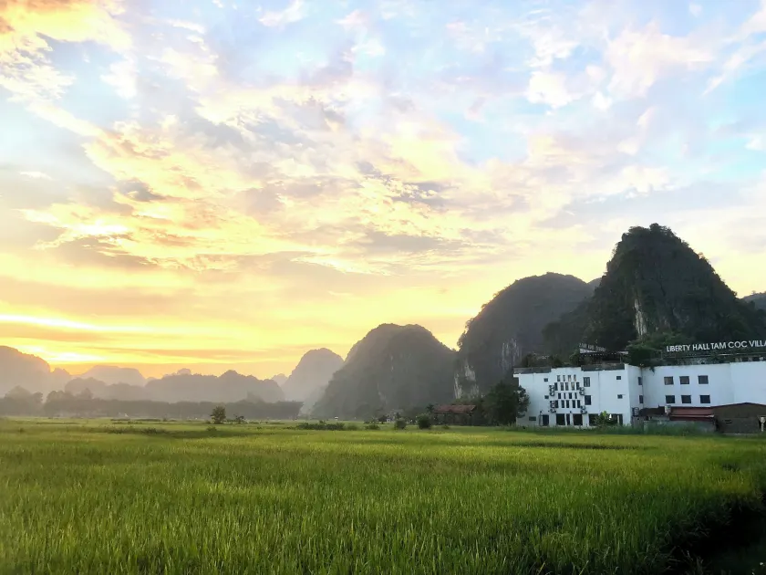 Liberty Hall Tam Coc Hotel & Villa - Image 1