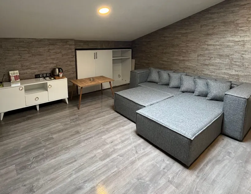 La Vie Suite Hotel - Image 1