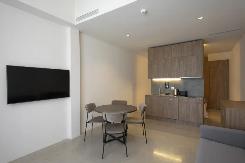 Dau Studios - Image 1
