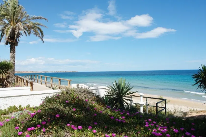Apartamentos Riviera Beach - Image 1