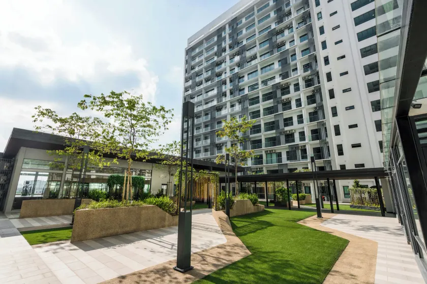 FOX Hotel Glenmarie Shah Alam - Image 1