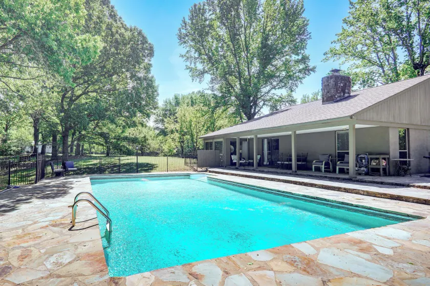 18 Mi to Dtwn Memphis: Oasis on 8 Acres! - Image 1
