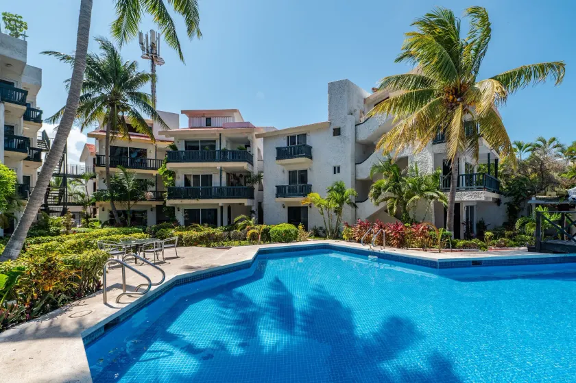 Hotel Imperial Laguna Faranda Cancún - Image 1