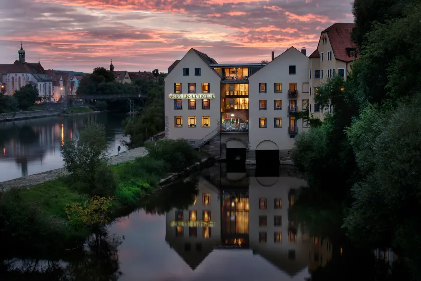 SORAT Insel-Hotel Regensburg - Image 1