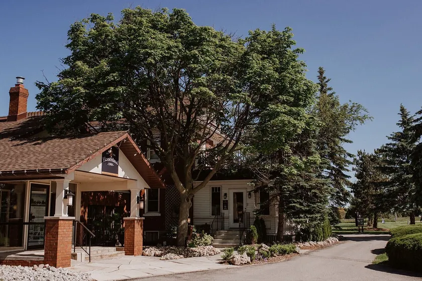 Hessenland Inn & Schatz Winery - Image 1