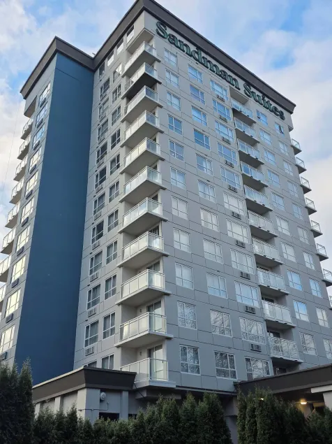 Sandman Signature Surrey-Guildford Suites - Image 1