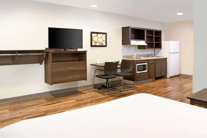 WoodSpring Suites Nashville Airport - Image 1