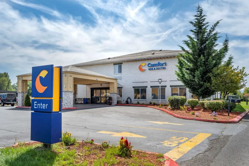 Comfort Inn & Suites Kelso - Longview - Image 1