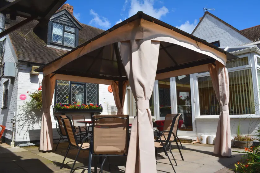 The Bull's Head Inn - Image 1