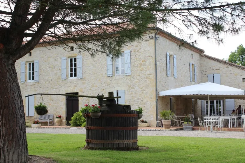 Au Vieux Pressoir - Image 1